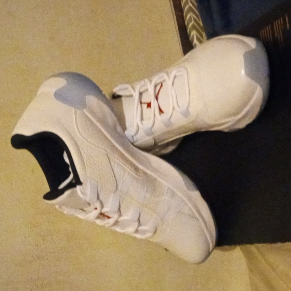 Jordan lo - Picture 5 of 5